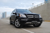 Cho thuê xe hoa đám cưới Mercedes GL350, nhận chạy hợp đồng, xe du lịch, đưa đón sân bay giá cạnh tranh, đặc biêt giảm giá 10% vào các ngày thứ2,3,4,5.xin vui long liên hệ Anh Trung điều hành xe.